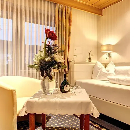 Hotel Zum Wiesengrund 3*