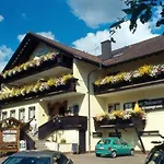 Szálloda Zum Wiesengrund