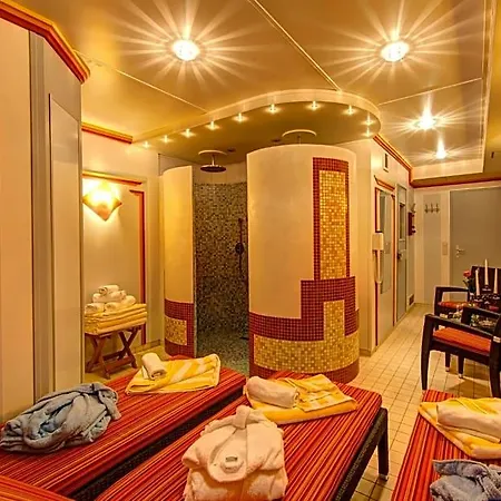 Hotel Zum Wiesengrund 3*
