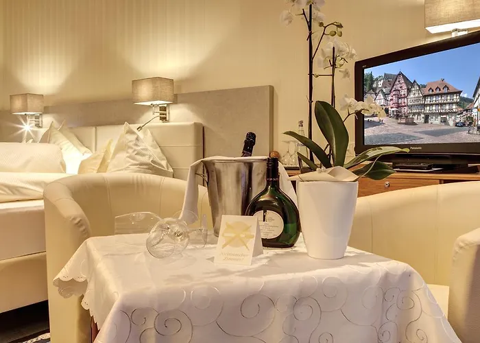 Hotel Zum Wiesengrund 3*